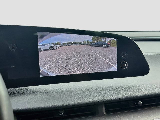 Used 2024 Lucid Air Touring AWD/4WD image 32