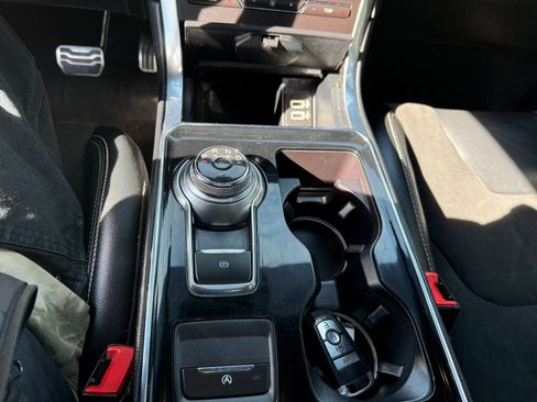 Used 2019 Ford Edge ST w/ Cold Weather Package image 16