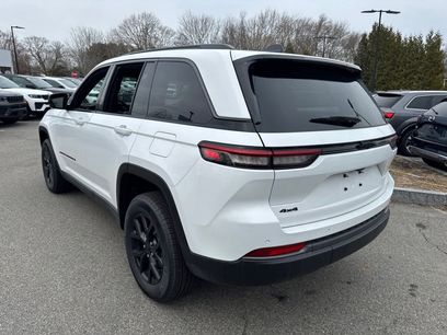 New 2026 Jeep Grand Cherokee Altitude