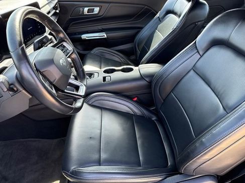 Used 2024 Ford Mustang Premium image 18