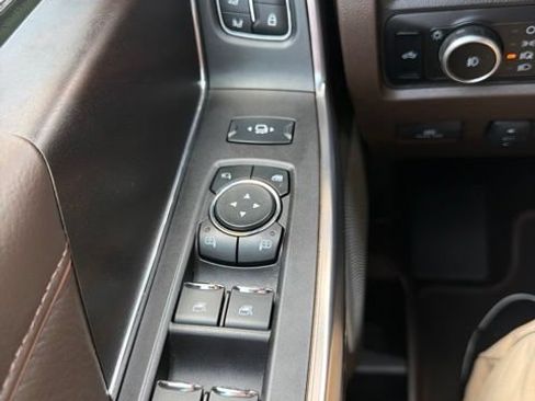Used 2024 Ford F250 King Ranch AWD/4WD image 9