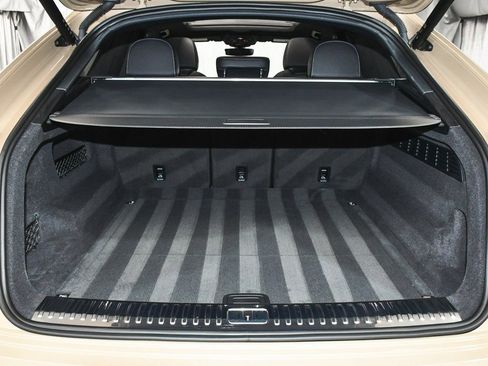 Used 2024 Audi Q8 Premium Plus w/ Premium Plus Package image 87