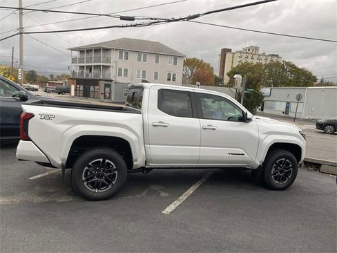New 2025 Toyota Tacoma TRD Sport image 2
