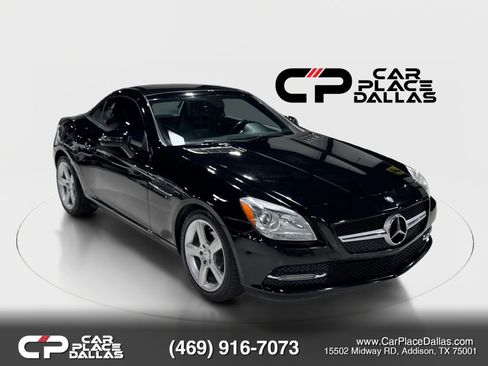 Used 2015 Mercedes-Benz SLK 250 w/ Premium Package image 16