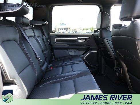 Used 2026 RAM 1500 Laramie AWD/4WD image 12