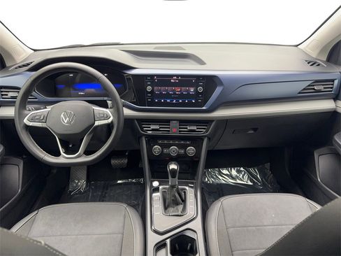 Used 2024 Volkswagen Taos SE image 52