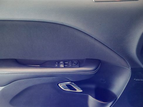 Used 2021 Dodge Challenger SRT Hellcat Redeye RWD image 9