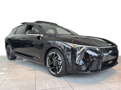Used 2026 Kia K4 GT-Line w/ GT-Line Premium Package FWD image 2