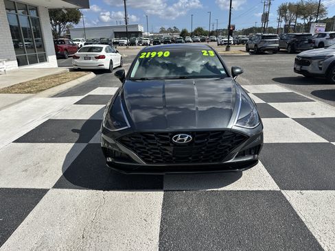 Used 2023 Hyundai Sonata SEL image 2