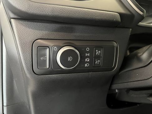 Used 2022 Ford Escape SEL AWD/4WD image 5