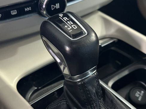 Used 2019 Volvo XC60 T5 Momentum w/ Advanced Package FWD image 27