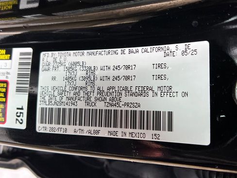 Used 2025 Toyota Tacoma SR5 image 27