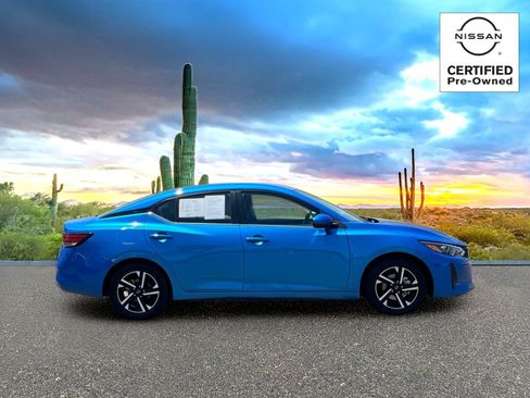 Certified 2025 Nissan Sentra SV FWD image 6
