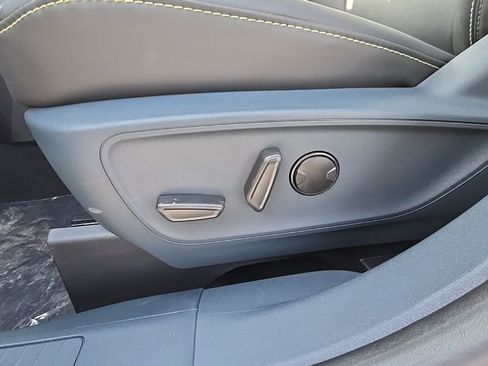 New 2026 Ford Maverick Lobo image 11