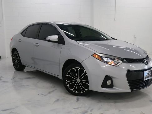 Used 2014 Toyota Corolla S image 2