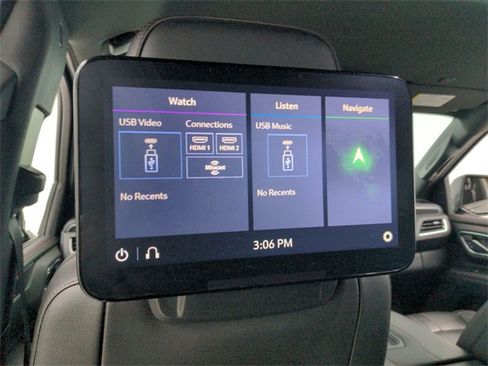 Used 2021 Chevrolet Suburban RST image 37