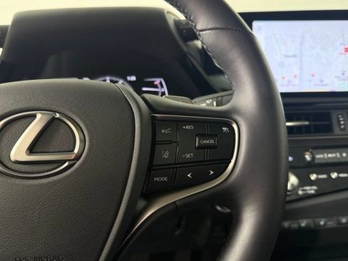 Used 2025 Lexus ES 350 w/ Premium Package FWD image 28