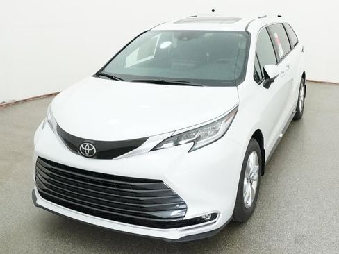 New 2026 Toyota Sienna Limited FWD image 16