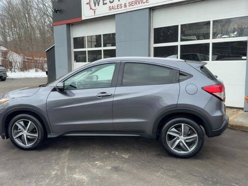 Used 2021 Honda HR-V EX image 6