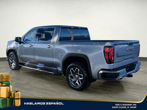 Used 2023 GMC Sierra 1500 SLT image 3