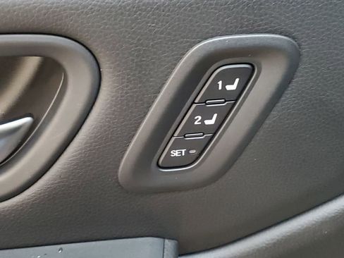 Used 2024 Honda Pilot TrailSport image 18