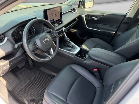 Used 2024 Toyota RAV4 XLE Premium w/ Weather Package AWD/4WD image 10