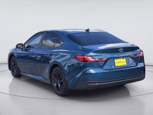 Used 2025 Toyota Camry LE FWD image 6