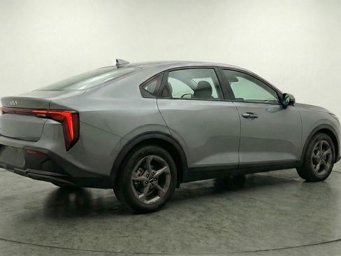 Used 2025 Kia K4 FWD image 9