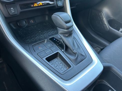 Certified 2025 Toyota RAV4 XLE w/ Convenience Package FWD image 28