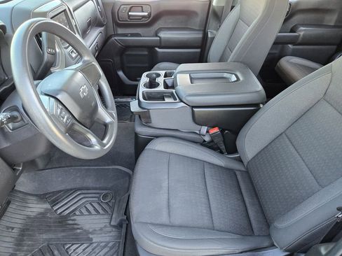 Used 2024 Chevrolet Silverado 1500 Custom Trail Boss w/ LPO, Dark Essentials Package image 11