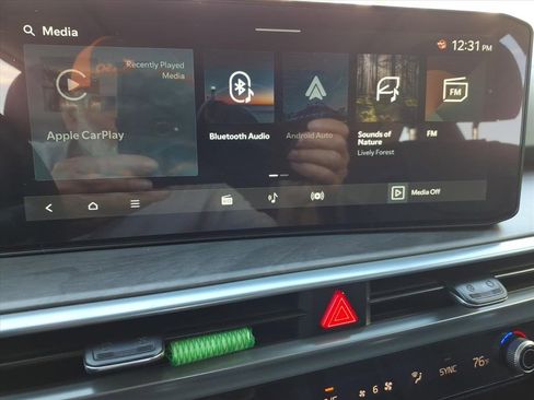 Used 2024 Kia Sorento SX image 21