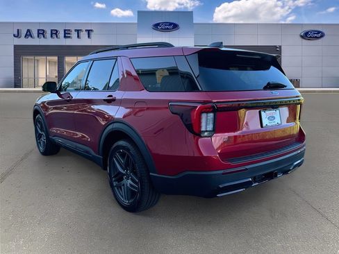 New 2026 Ford Explorer ST-Line w/ ST-Line Street Pack RWD image 5