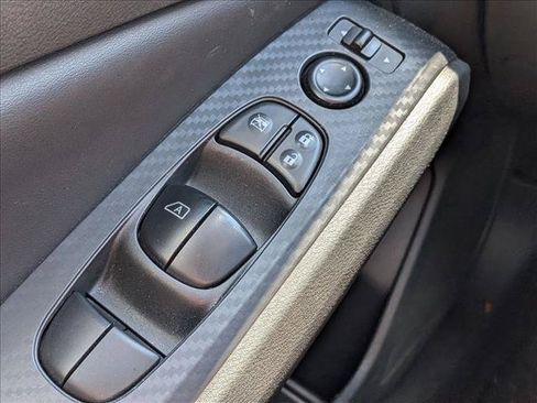Used 2023 Nissan Altima 2.5 S FWD image 14