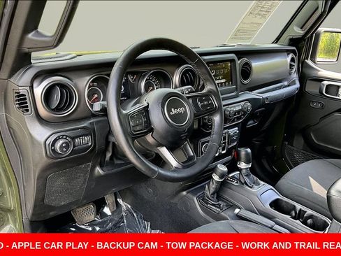 Used 2022 Jeep Gladiator Sport AWD/4WD image 18