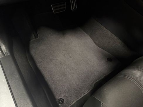 Used 2023 Honda Civic Sport image 10