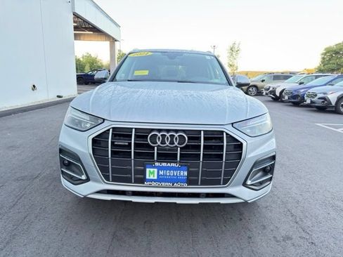 Used 2021 Audi Q5 2.0T Premium Plus w/ Premium Plus Package AWD/4WD image 3