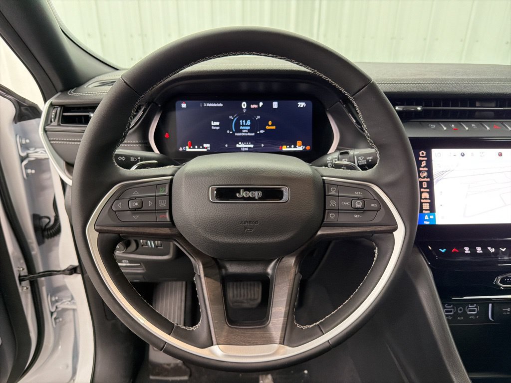 New 2026 Jeep Grand Cherokee Limited RWD image 21