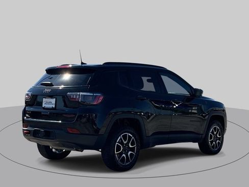Certified 2024 Jeep Compass Trailhawk w/ Trailhawk Convenience Group AWD/4WD image 5