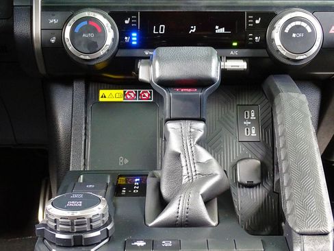 Used 2025 Toyota 4Runner TRD Sport Premium w/ Tow Technology Package AWD/4WD image 41