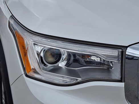 Used 2019 GMC Acadia SLE AWD/4WD image 9