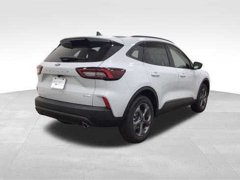 New 2026 Ford Escape ST-Line w/ Tech Pack #1 AWD/4WD image 4