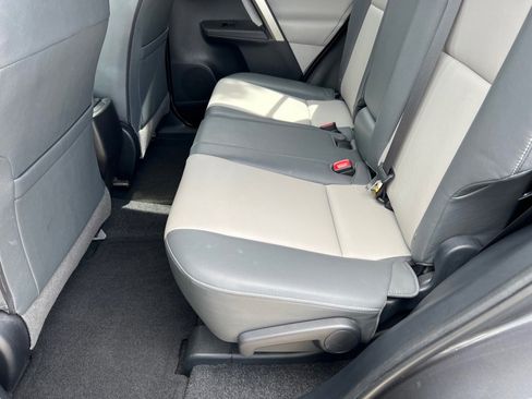 Used 2013 Toyota RAV4 Limited image 9