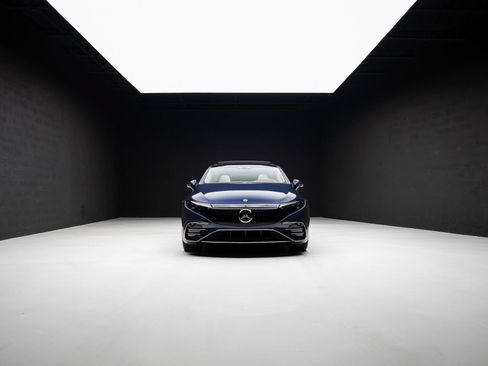 Used 2022 Mercedes-Benz EQS 580 4MATIC Sedan image 82