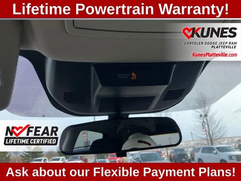 Used 2023 Nissan Rogue S image 29