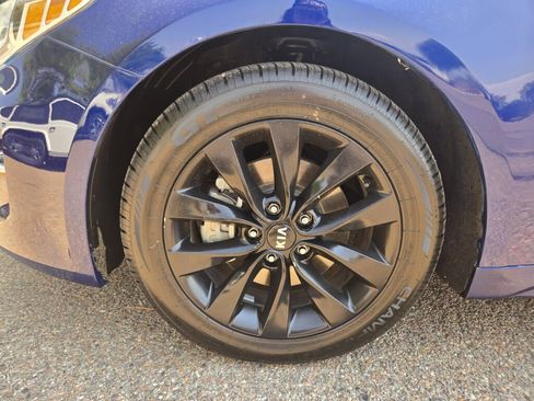 Used 2018 Kia Optima EX FWD image 15