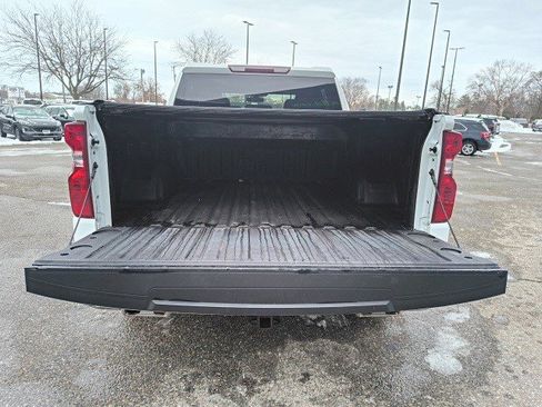 Used 2021 Chevrolet Silverado 1500 LT image 15