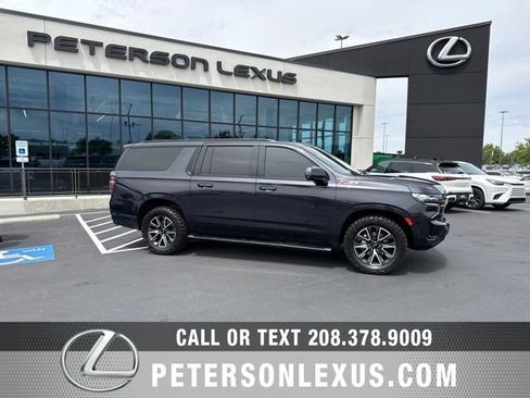 Used 2022 Chevrolet Suburban Z71 w/ Z71 Off-Road Package AWD/4WD image 1