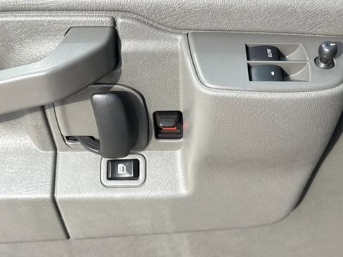 Used 2024 Chevrolet Express 3500 LS RWD image 14