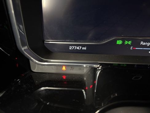 Used 2025 GMC Sierra 1500 SLT image 38