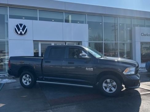 Used 2018 RAM 1500 Express image 3